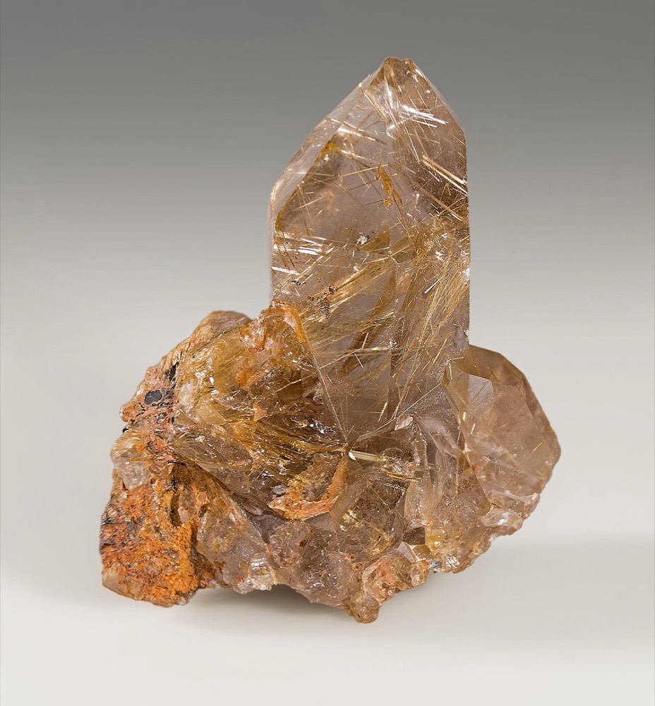 How to Identify Quartz: Hardness, Streak, Luster and Tests